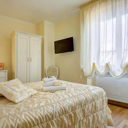 In Superior Hotel Volterra