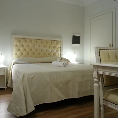 Hotel In 3*