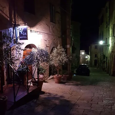 In Superior Hotel Volterra