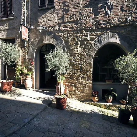 Hotel In Superior Volterra